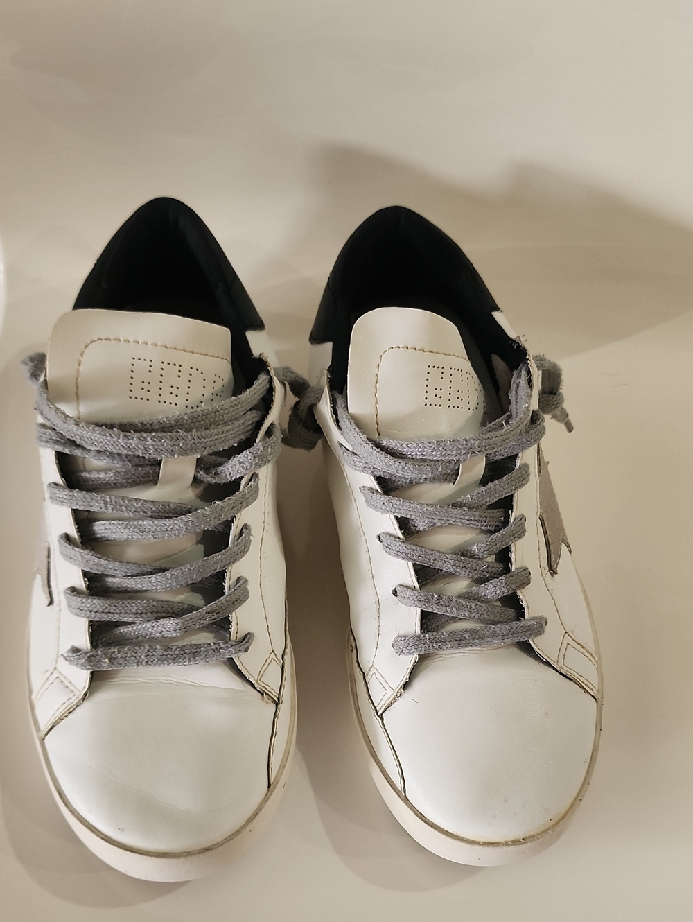 Golden Goose White Leather Sneakers with Gray Star Accent - Picture 2 of 15
